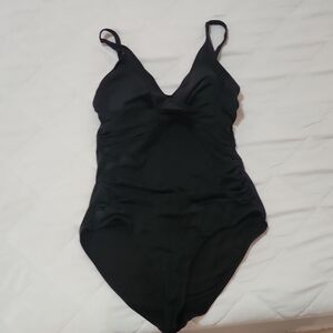 Hilor 🔥👙Elegant Black One-Piece Swimsuit